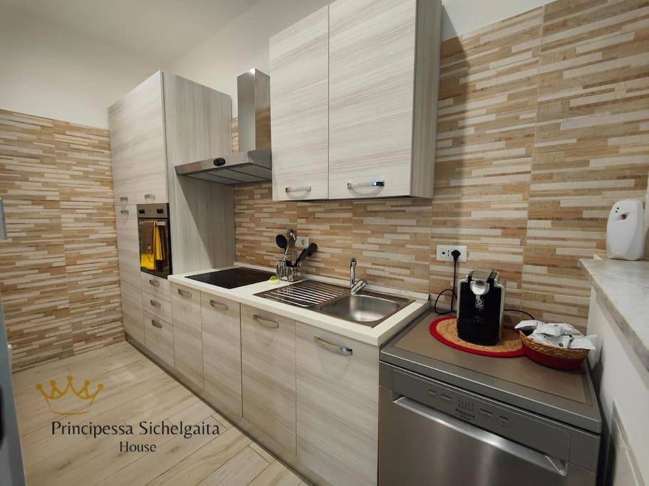 살레르노 Principessa Sichelgaita House 빌라 외부 사진